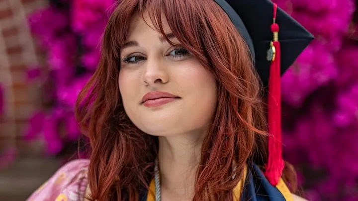 Teagan Sirset Biography: Net Worth, Movies, Age, Boyfriend, Parents, Height, Facebook, Dance Career