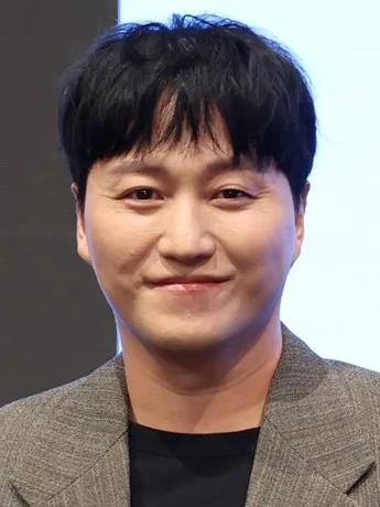 Kim Dae-myung Biography: Net Worth, Height, Age, Religion, Awards, TV Shows, Girlfriend