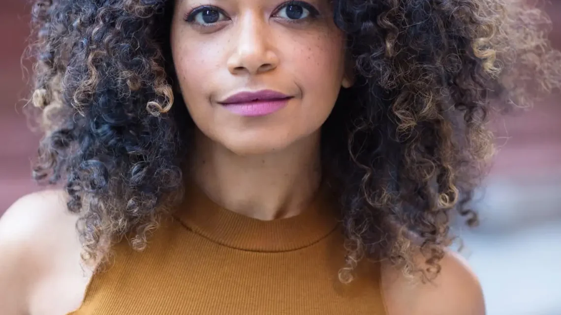 Rebecca Naomi Jones Biography: Age, Net Worth, Ethnicity, Parents, Awards, Boyfriend, Religion, Movies, Instagram