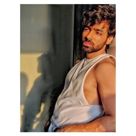 Anujj Anil Sharrma - Biography