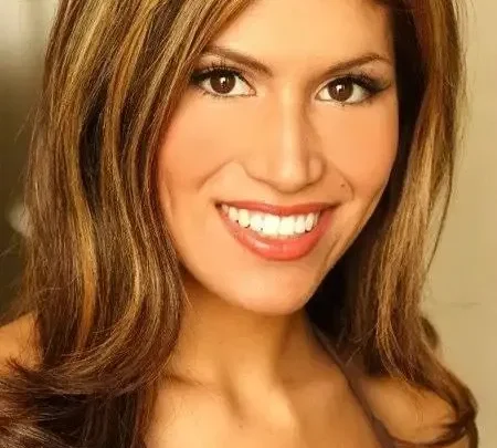 Mary Castro Biography: Height, Net Worth, Age, Songs, Husband, Ethnicity, Movies