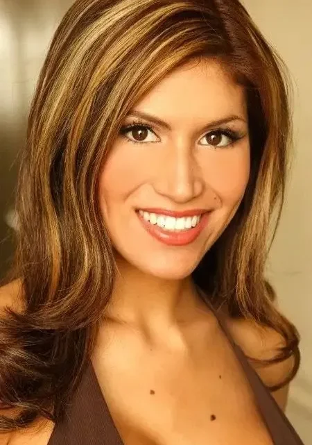 Mary Castro Biography: Height, Net Worth, Age, Songs, Husband, Ethnicity, Movies