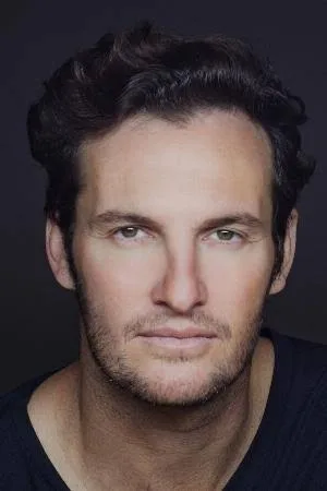 Oded Ruskin Biography: Age, Height, Parents, Net Worth, Wife, Kids, TV Shows, Absentia, Career