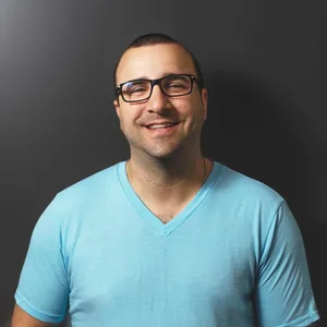 Phillip Glasser - Biography