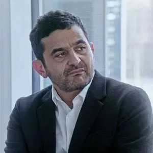 Laurent Capelluto - Biography