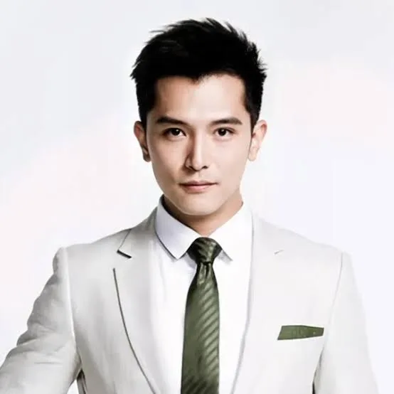 Roy Chiu Biography: Net Worth, Height, Songs, Wife, Parents, Age, Religion, Songs, Ethnicity, Awards