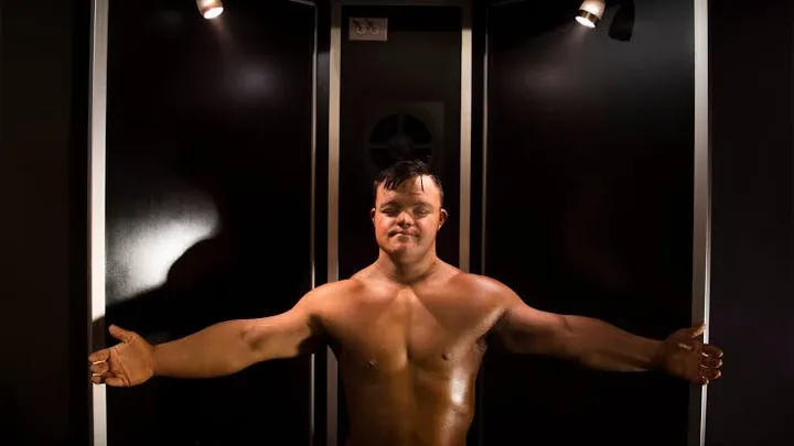 Collin Clarke Biography: Age, Girlfriend, Instagram, Fitness, Net Worth, Bodybuilder, Siblings