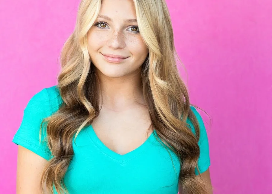 Victoria Belle Biography: Boyfriend, Films, Net Worth, Height, YouTube, Age, Parents
