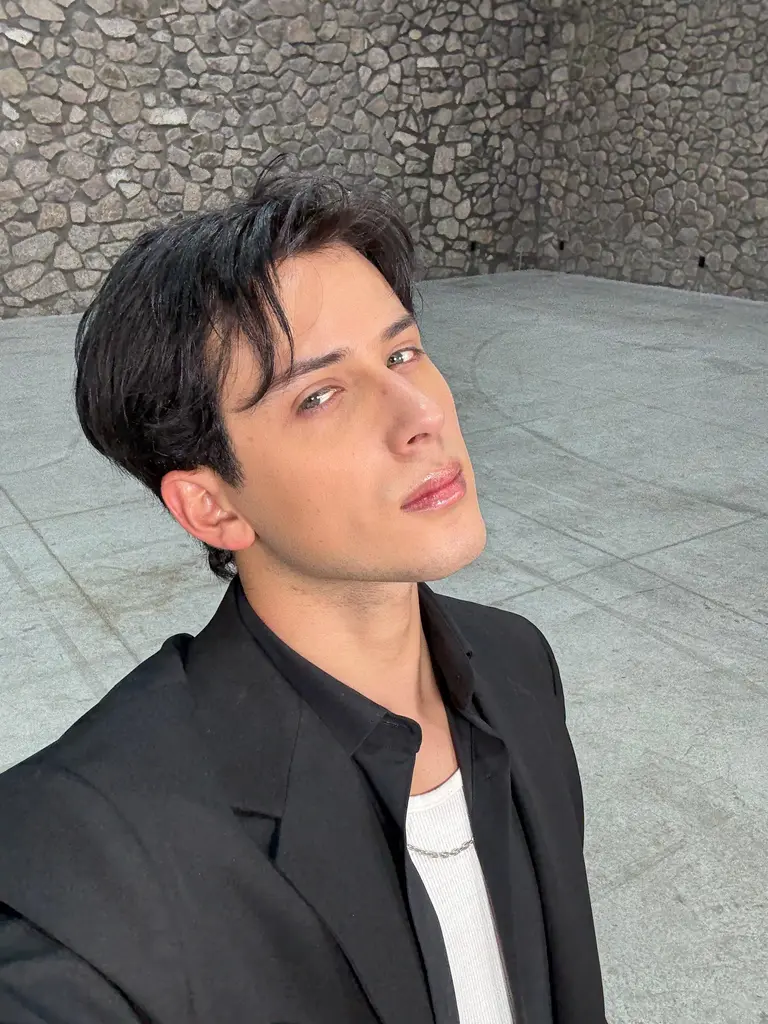 Alejandro Aramburú - Biography