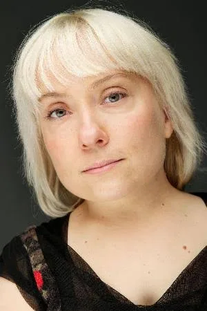 Kiruna Stamell - Biography
