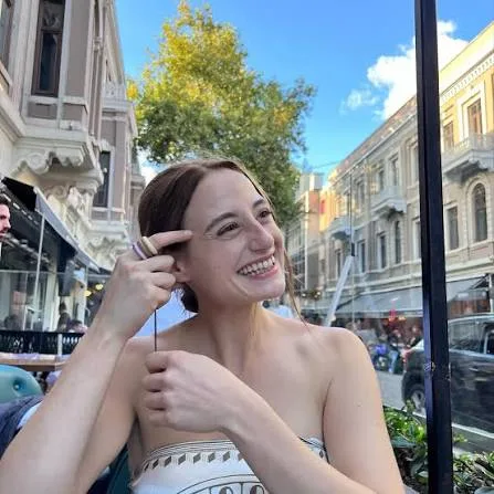 Nazlı Bulum - Biography