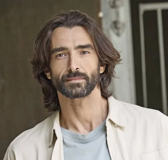 Aitor Luna - Biography