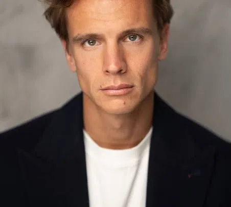 Giulio Greco Biography: Age, Height, Parents, Sister, Net Worth, Girlfriend, Kids, Movies & TV Shows
