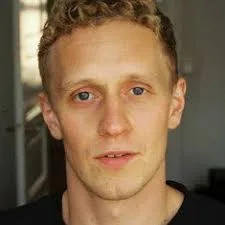 Johannes Roaldsen Fürst Biography: Siblings, Height, Net Worth, Age, Girlfriend, TV Shows, Parents, Twitter