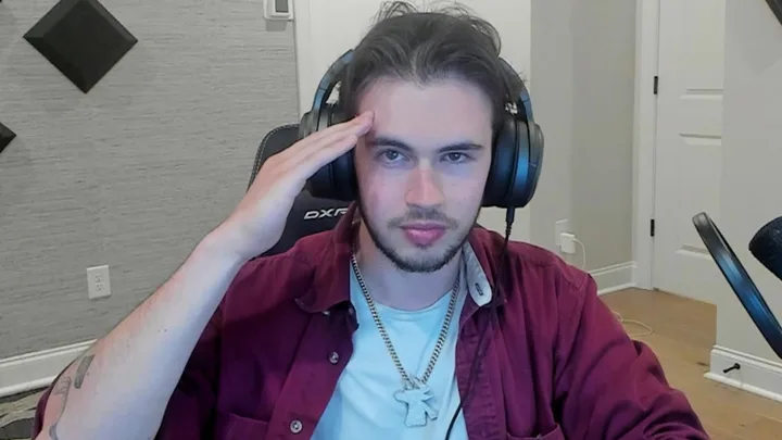 Amustycow Biography: YouTube, Parents, Age, Net Worth, Height, Siblings, Girlfriend