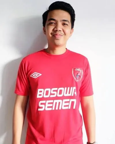 Arif Brata - Biography
