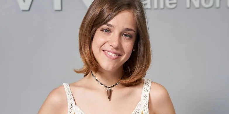 Veki Velilla Biography:  Movies & TV Shows, Boyfriend, Age, Parents, Height, Net Worth, Nationality