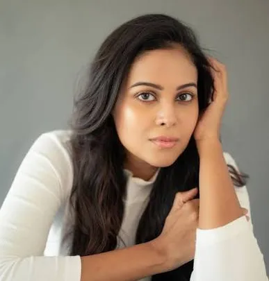 Chandini Tamilarasan Biography: Parents, Height, Net Worth, Movies & TV Shows, Age, Husband, Awards