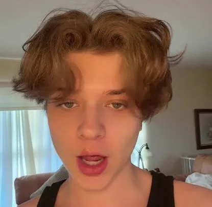 MangoPull Biography: Age, Real Name, Height, Parents, Siblings, Net Worth, Girlfriend, Roblox, The Goobers, Religion