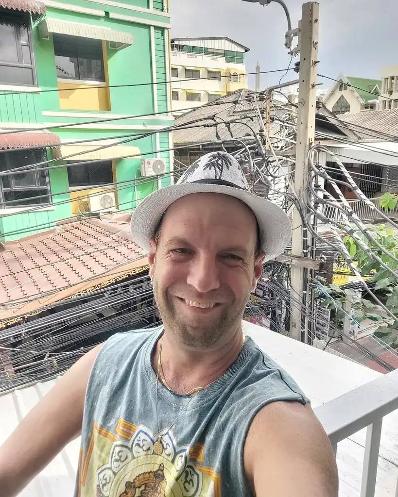 Steve Gendron - Biography