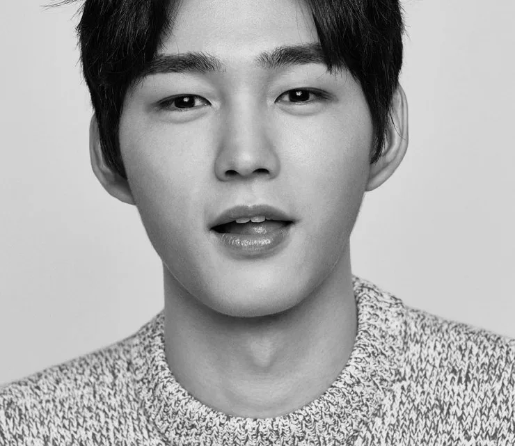 Lee Won-geun Biography: Age, Height, Parents, Net Worth, Wife, Girlfriend, Movies & TV Shows, Awards