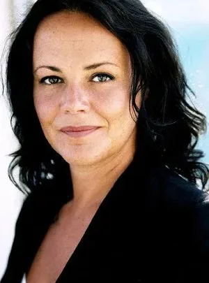 Christianne Hirt Biography: Net Worth, Height, Parents, Movies, Age, Husband, Daughter, Nationality