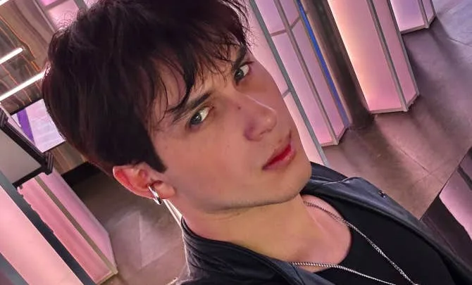 Alejandro Aramburú Biography: Net Worth, Songs, TV Shows, Age, Parents, Sibling, Height, TikTok