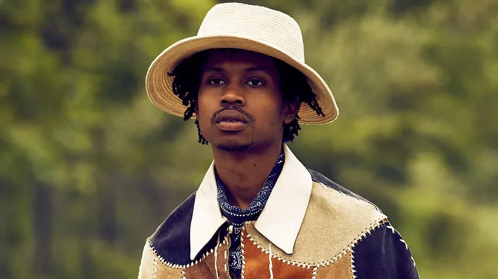 Raury Biography: Girlfriend, Age, Child, Height, Net Worth, Parents, Albums & Songs, Instagram
