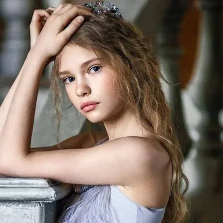 Sofia Razuvaeva Biography: Net Worth, Parents, Height, Modelling, Age, Boyfriend, Nationality