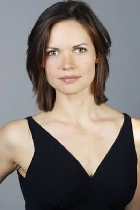 Elizabeth Whitmere - Biography