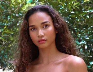 Iman Fandi - Biography