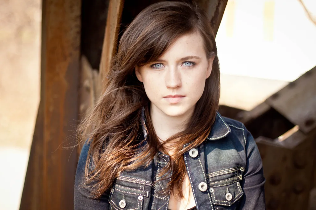 Kendra Timmins - Biography