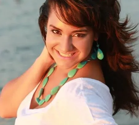 Monica Pinto Biography: Height, Net Worth, Age, Ethnicity, Parents, Movies, Husband, Awards