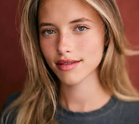 Maisie de Krassel Biography: Age, Height, Net Worth, Parents, Boyfriend, Instagram, Movies & TV Shows, Career
