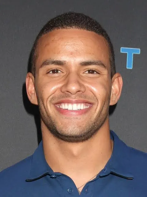 Kyler Pettis Biography: Girlfriend, Movies & TV Shows, Siblings, Height, Net Worth, Awards, Age, Parents, Nationality