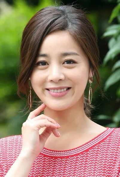 Seo Young-hee Biography: Husband, Age, Daughters, Height, Net Worth, Parents, Movies & TV Shows