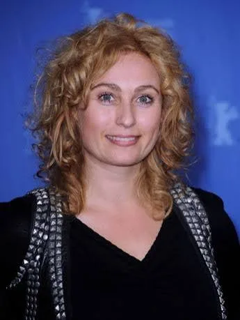 Patricia Schumann - Biography