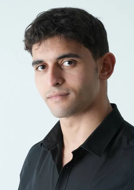 Omar Omar Biography: Age, Girlfriend, Parents, Height, Net Worth, TV Series