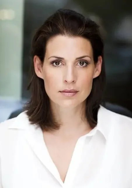 Elena Uhlig Biography: Net Worth, Husband, Parents, Children, Height, Age, Movies