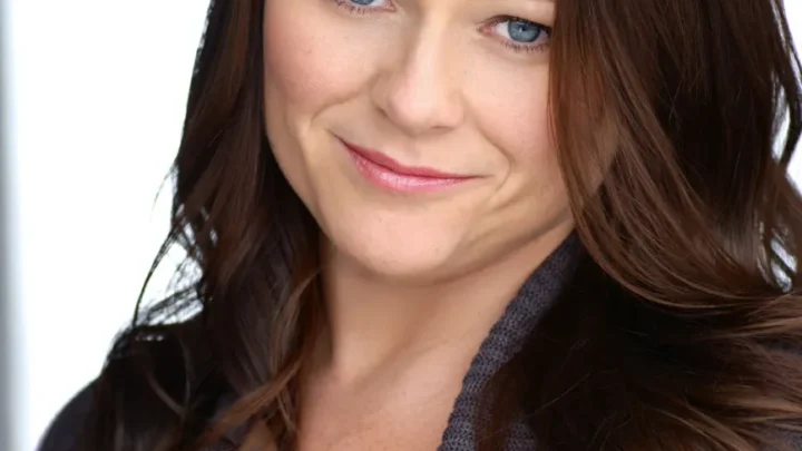 Amy Halloran Biography: Net Worth, Height, Age, Movies, TV Shows, Ethnicity, Husband