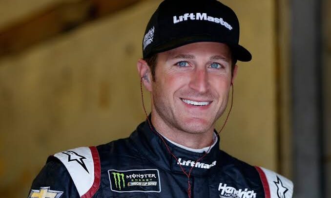 Kasey Kahne Biography: Age, Girlfriend, Son, Height, Net Worth, Parents, Siblings, NASCAR Wins, Sprint Cars