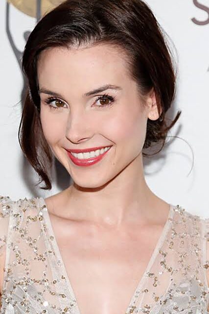 Kristina Anapau Biography: Husband, Age, Kids, Height, Net Worth, Parents, Movies & TV Shows, Black Swan