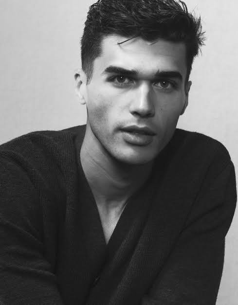 Laurence Coke Biography: Age, Height, Net Worth, Parents, Girlfriend, Brother, Cycling, Instagram