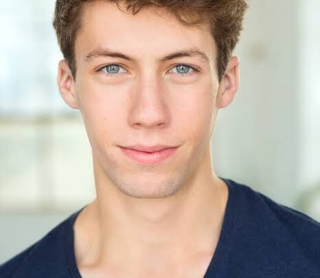 Parker Wierling Biography: Age, Girlfriend, Height, Parents, Net Worth, Movies & TV Shows, Siblings