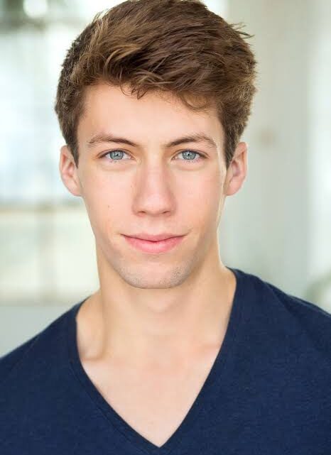 Parker Wierling Biography: Age, Girlfriend, Height, Parents, Net Worth, Movies & TV Shows, Siblings