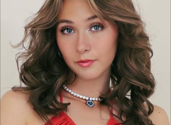Alexandra Leona Bryant Biography: Age, Height, Net Worth, Parents, Brother, Boyfriend, Instagram