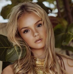 Journey Kay - Biography