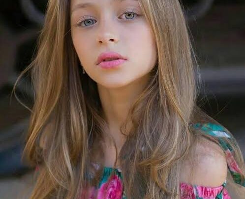 Julia Michelini Guimarães Biography: Age, Height, Net Worth, Parents, Brother, Boyfriend, Instagram, Career