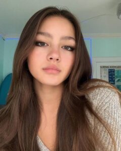 Mabel Chee - Biography