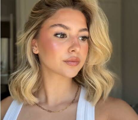 Mia Gomes Biography: Age, Height, Net Worth, Parents, Siblings, Boyfriend, Instagram, TikTok, Career